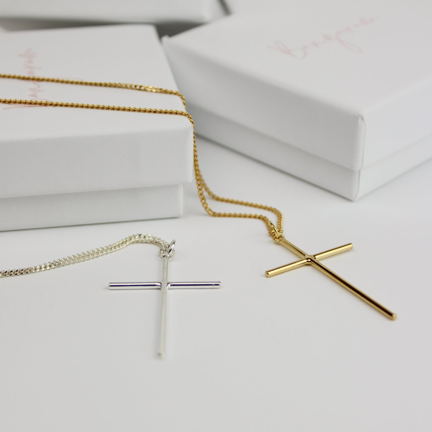 COLAR CROSS