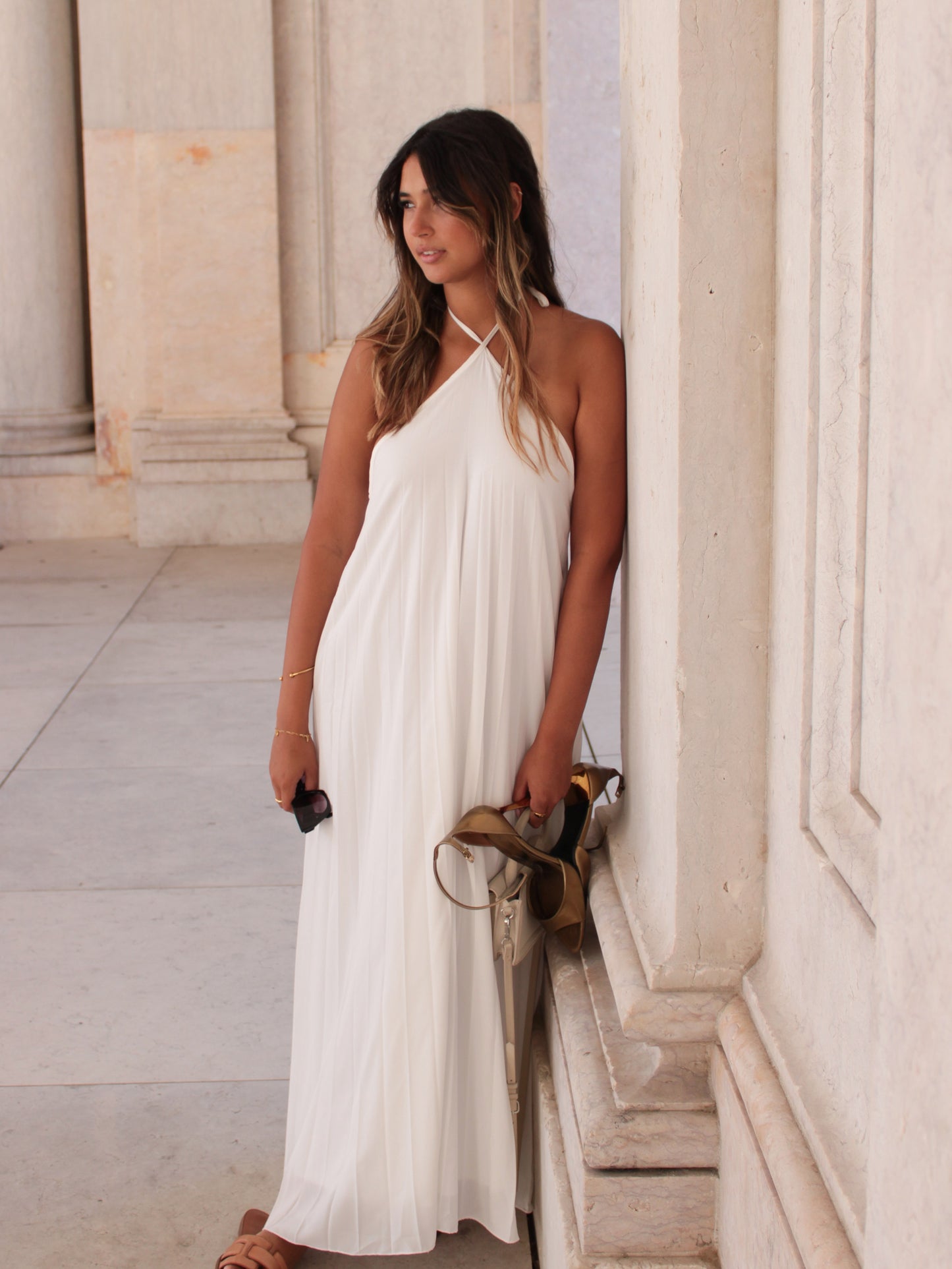 Vestido maxi plissado, elegante. boho chique tendências . Vestido feminino sofisticado