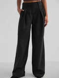 wide leg essentials, calças de perna larga estilo clean chic. Calças fluidas elegância natural 